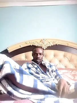 Snapshot of Izifebe chatting on 11-14-25, 07:51 Izifebe online show from 11-14-25, 07:51