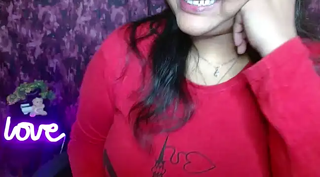 Snapshot of Naughty_Ayesha1 chatting on 01-17-25, 06:15 Naughty Ayesha1 online show from 01-17-25, 06:15