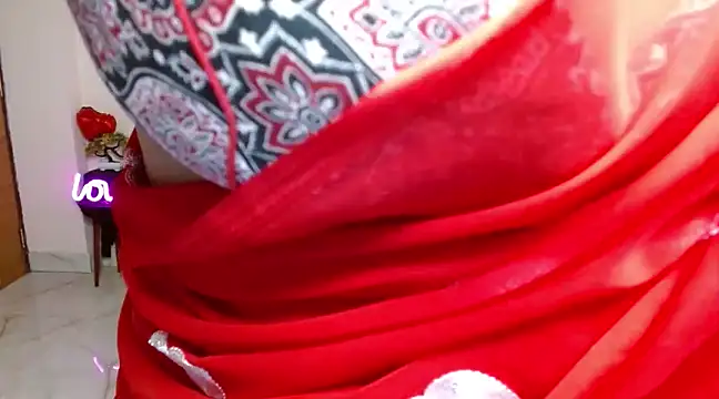 Snapshot of Naughty_Ayesha1 chatting on 02-13-25, 04:28 Naughty Ayesha1 online show from 02-13-25, 04:28