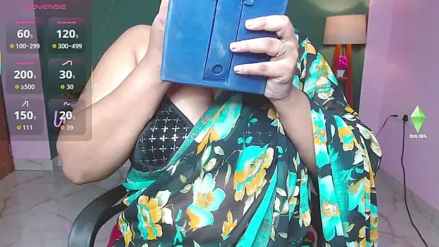 Snapshot of Naughty_Ayesha1 chatting on 11-05-25, 12:21 Naughty Ayesha1 online show from 11-05-25, 12:21