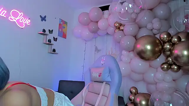 Alaia Love77 online show from 02-08-25, 03:52