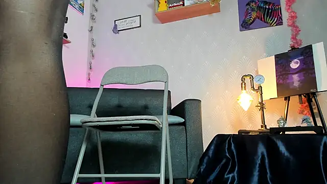 Alaia Love77 online show from 09-15-25, 03:56