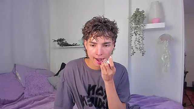 santy-kitty online show from 01-18-26, 01:09