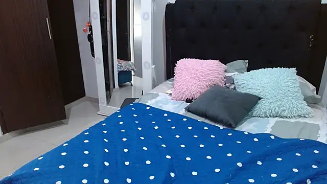 Snapshot of amazonafit_ chatting on 01-15-25, 06:40 amazonafit online show from 01-15-25, 06:40