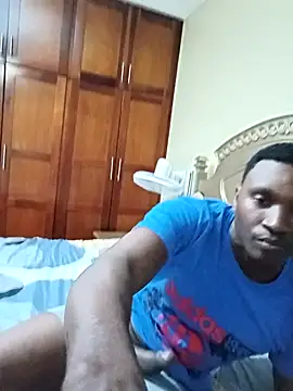 Snapshot of Elchicomiel chatting on 01-05-25, 01:56 Elchicomiel online show from 01-05-25, 01:56