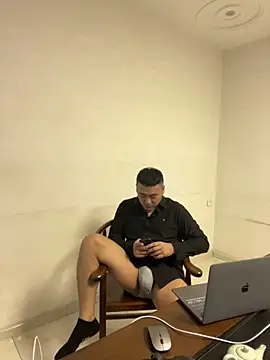 ShaoZian 1 online show from 10-20-25, 11:43