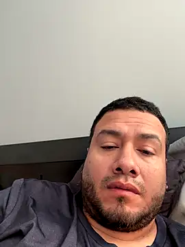 Snapshot of elamante03 chatting on 12-04-24, 02:59 elamante03 online show from 12-04-24, 02:59