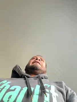 Snapshot of elamante03 chatting on 12-05-24, 07:49 elamante03 online show from 12-05-24, 07:49