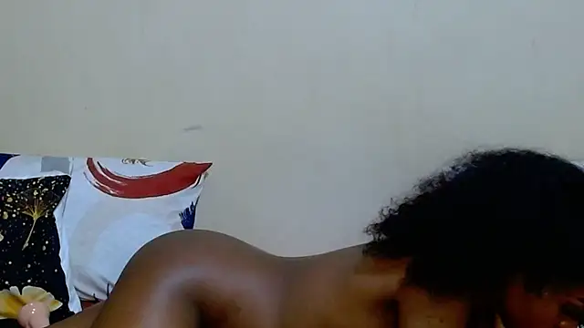 DiamondLuv29 online show from 02-17-26, 03:19