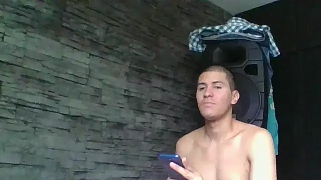 Snapshot of Sexylatin64 chatting on 11-11-25, 08:53 Sexylatin64 online show from 11-11-25, 08:53