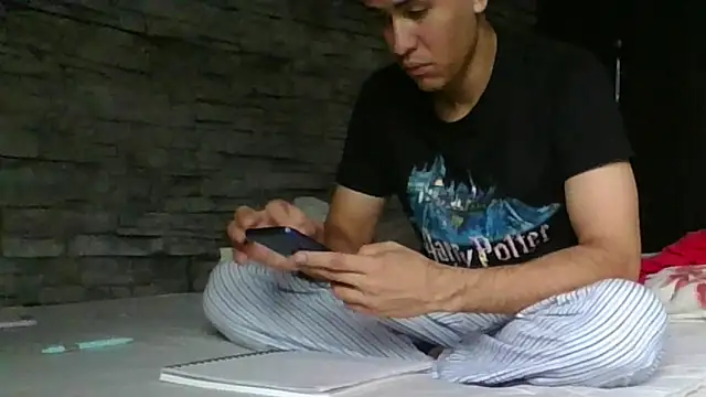 Snapshot of Sexylatin64 chatting on 04-16-26, 01:12 Sexylatin64 online show from 04-16-26, 01:12