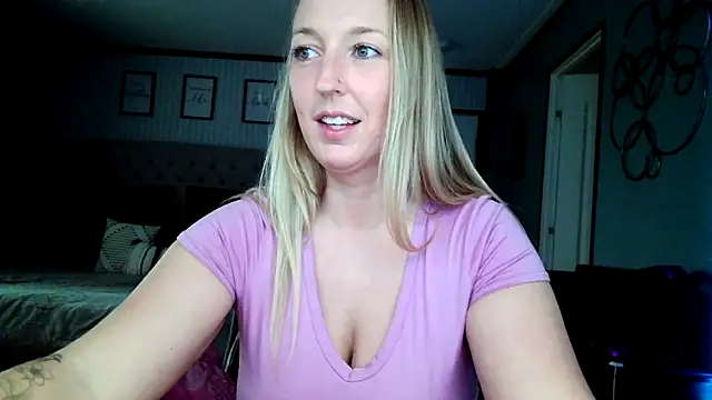 lucyallen4201 online show from 12-09-24, 08:12