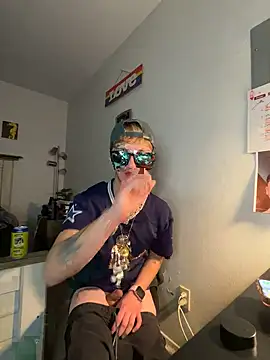 twentywithafelonyy online show from 03-01-25, 12:56