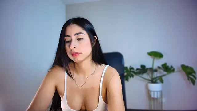 auroracaruso11 online show from 03-26-26, 06:35