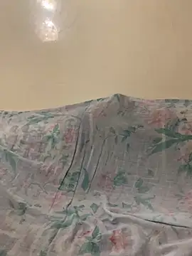 Layla-daloua online show from 09-23-25, 05:49