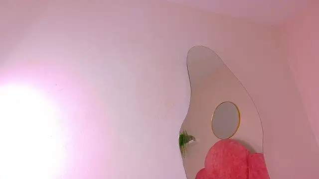 ParisFox  online show from 02-02-26, 09:13