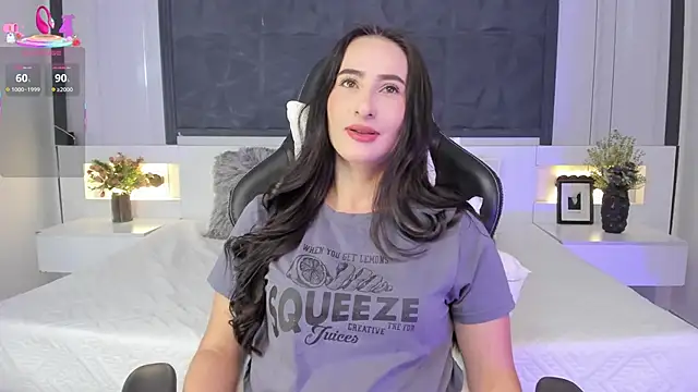 SaraGomez1 online show from 09-19-25, 01:34