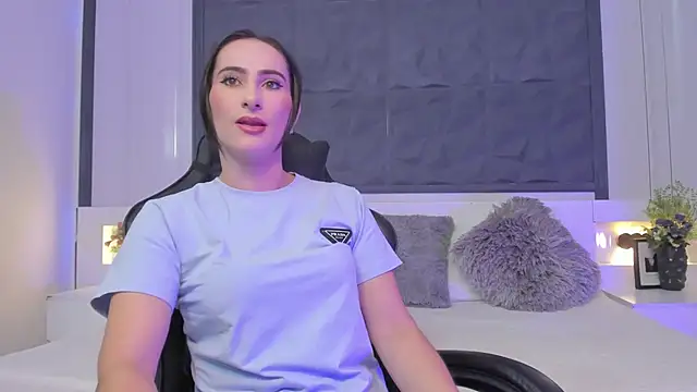 SaraGomez1 online show from 02-19-26, 01:07