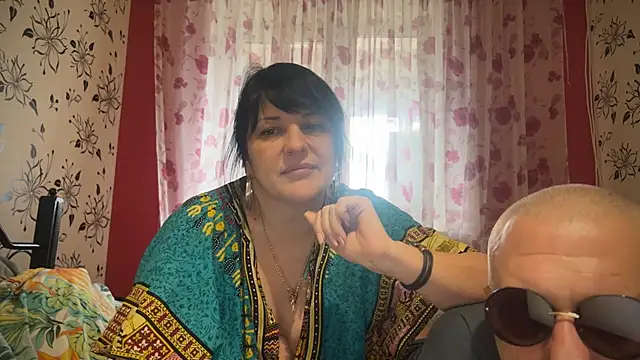 Snapshot of StellarTeam chatting on 01-23-25, 11:48 StellarTeam online show from 01-23-25, 11:48