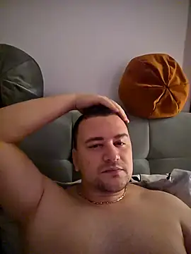 KarlosCarutox online show from 12-19-25, 07:43