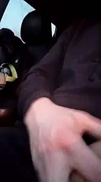 Snapshot of QcMisterv13 chatting on 02-21-25, 10:37 QcMisterv13 online show from 02-21-25, 10:37