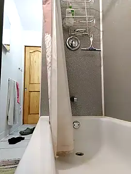 Snapshot of QcMisterv13 chatting on 10-01-25, 02:50 QcMisterv13 online show from 10-01-25, 02:50