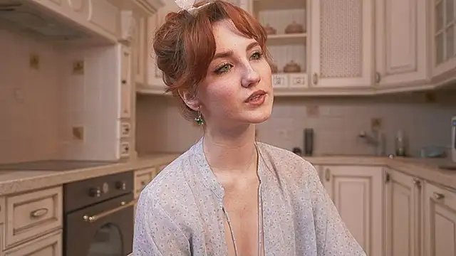 EsmaCrumbley online show from 02-21-25, 04:18