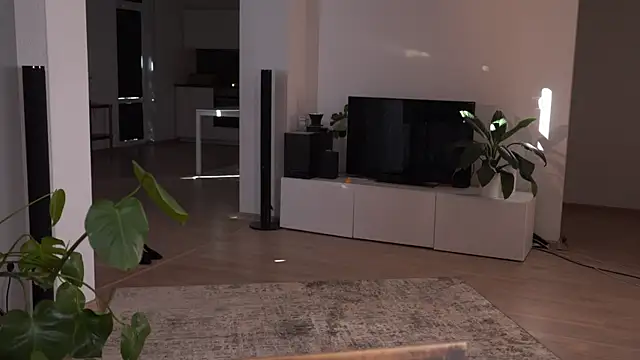 Snapshot of EsmaCrumbley chatting on 03-18-26, 04:26 EsmaCrumbley online show from 03-18-26, 04:26