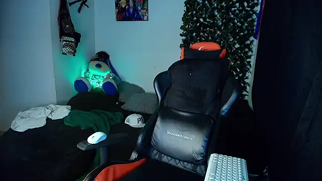 twink sebas  online show from 02-09-25, 06:33