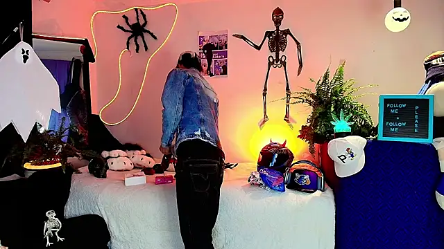 twink sebas  online show from 10-21-25, 04:57