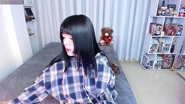 misshoneyxxx online show from 03-11-26, 04:07