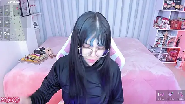 Snapshot of misshoneyxxx chatting on 08-07-26, 04:25 misshoneyxxx online show from 08-07-26, 04:25