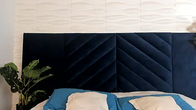 Andy Joy  online show from 10-18-25, 11:00