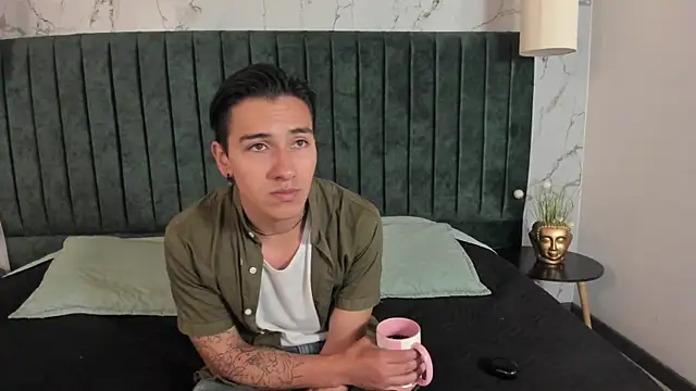 Andy Joy  online show from 04-04-26, 11:51