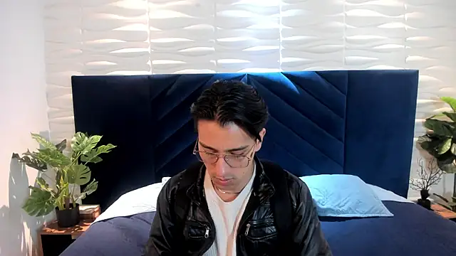 Snapshot of Andy_Joy_ chatting on 06-26-26, 11:03 Andy Joy online show from 06-26-26, 11:03