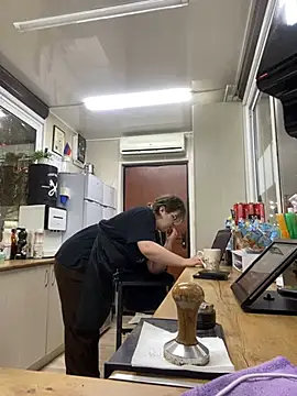 cinnabon  online show from 01-25-25, 03:09