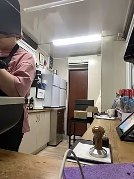 cinnabon  online show from 01-30-25, 05:28