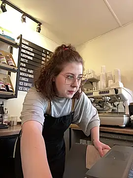 cinnabon  online show from 03-29-26, 09:42