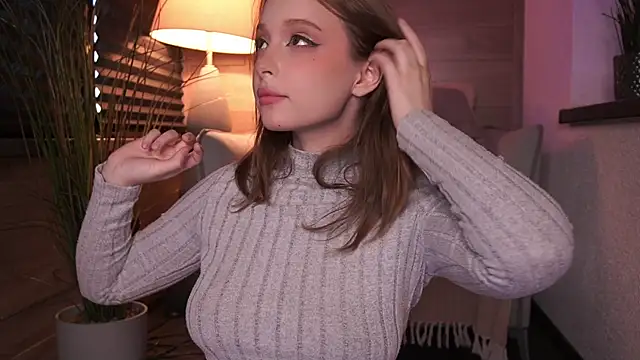 Snapshot of BunnyBonnie chatting on 09-19-25, 03:45 BunnyBonnie online show from 09-19-25, 03:45