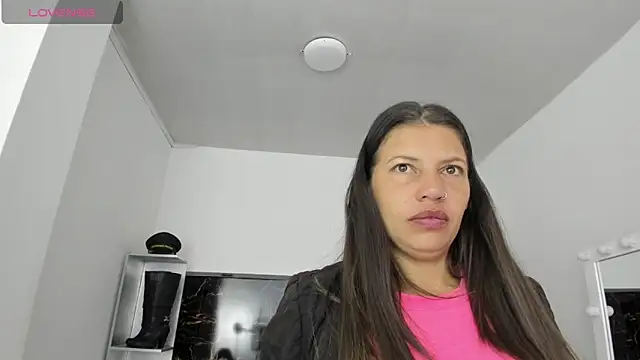 Snapshot of Kathia_Armstrong chatting on 01-27-25, 01:41 Kathia Armstrong online show from 01-27-25, 01:41