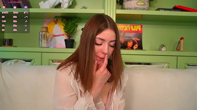 LindaFarmer online show from 04-11-26, 04:17