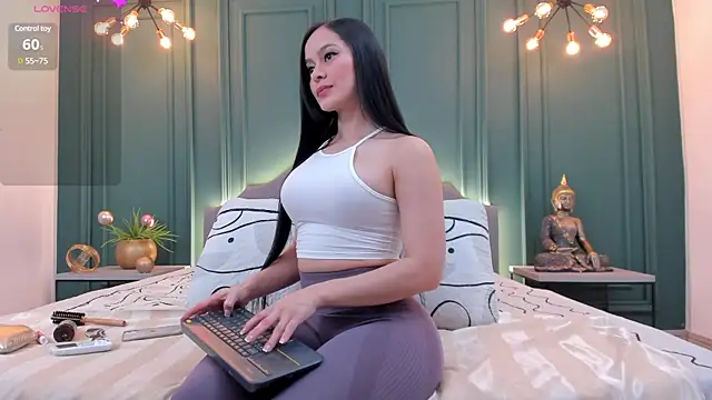 rubyhill 2711 online show from 01-14-25, 02:19