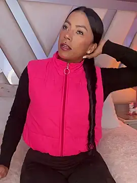 Amber villalobos  online show from 10-03-25, 04:31