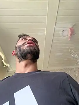 Snapshot of openmind_boy chatting on 02-10-26, 03:27 openmind boy online show from 02-10-26, 03:27