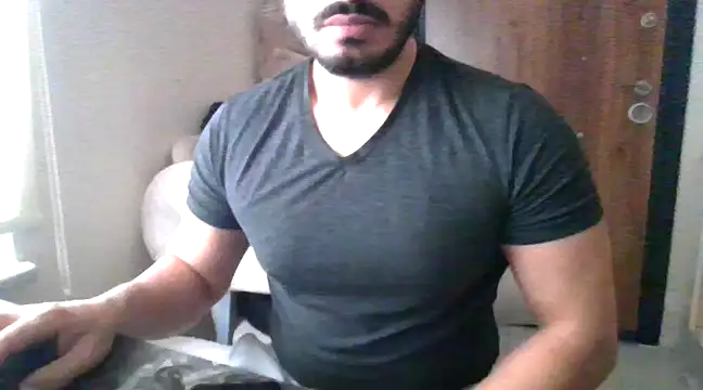 Snapshot of DateMike94 chatting on 12-02-24, 10:07 DateMike94 online show from 12-02-24, 10:07