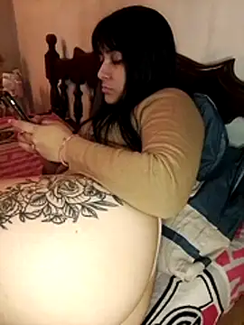 Snapshot of agustina_0o chatting on 06-20-26, 02:36 agustina 0o online show from 06-20-26, 02:36