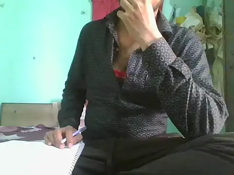 Snapshot of Ishan003 chatting on 10-27-25, 04:49 Ishan003 online show from 10-27-25, 04:49