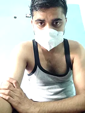 Snapshot of Ishan003 chatting on 04-11-26, 04:50 Ishan003 online show from 04-11-26, 04:50