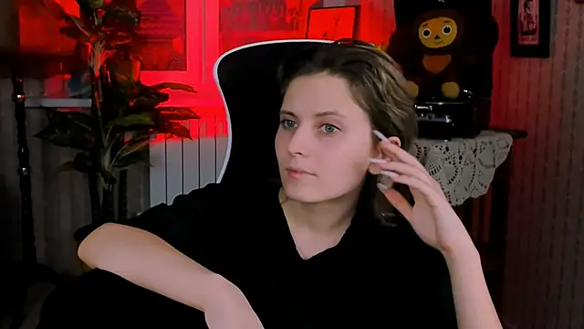 LolaAsmus online show from 12-21-24, 12:06