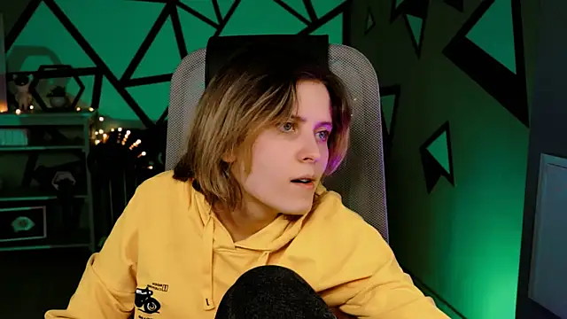 LolaAsmus online show from 02-28-25, 04:20